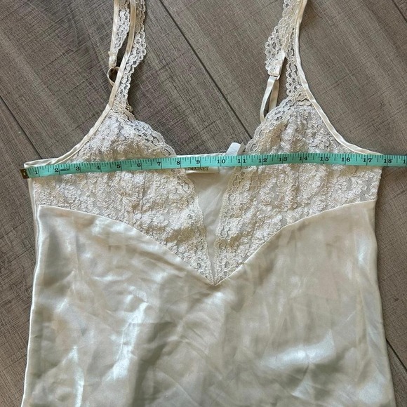 Vintage Victoria Secret Ivory Satin Lace Slip Gown Lingerie Nightgown – Size L - Picture 9 of 9